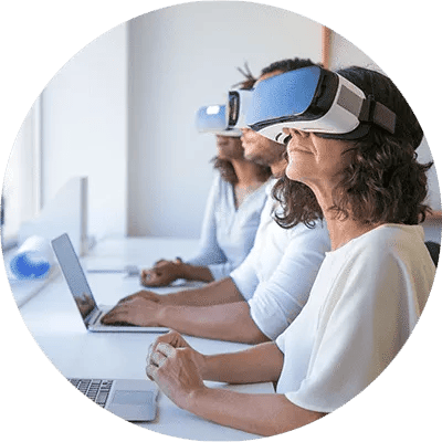 Virtual Reality and Augmented Reality Development for Existing Businesses
